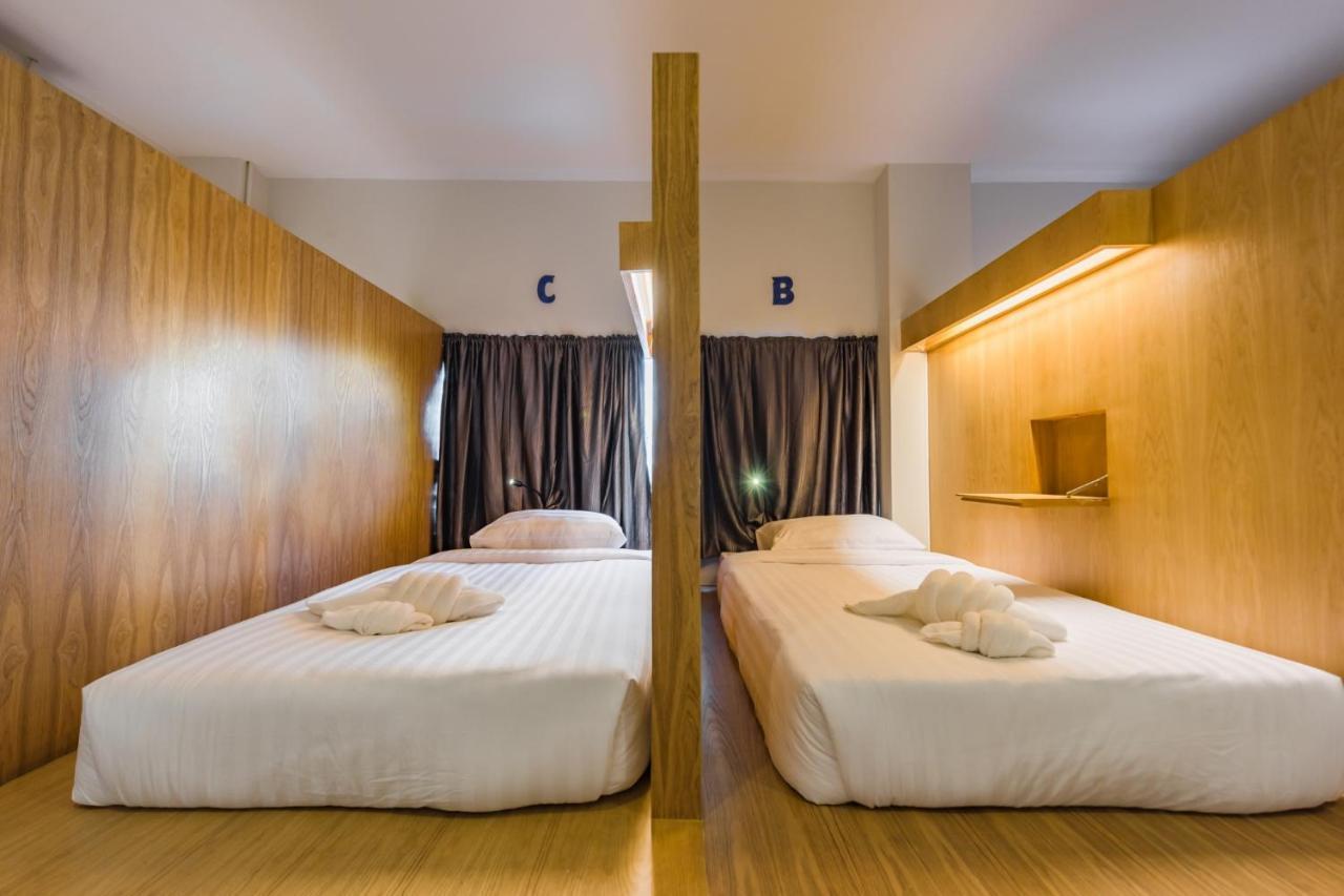 Phuket Marine Poshtel - Sha Plus Чалонг Экстерьер фото