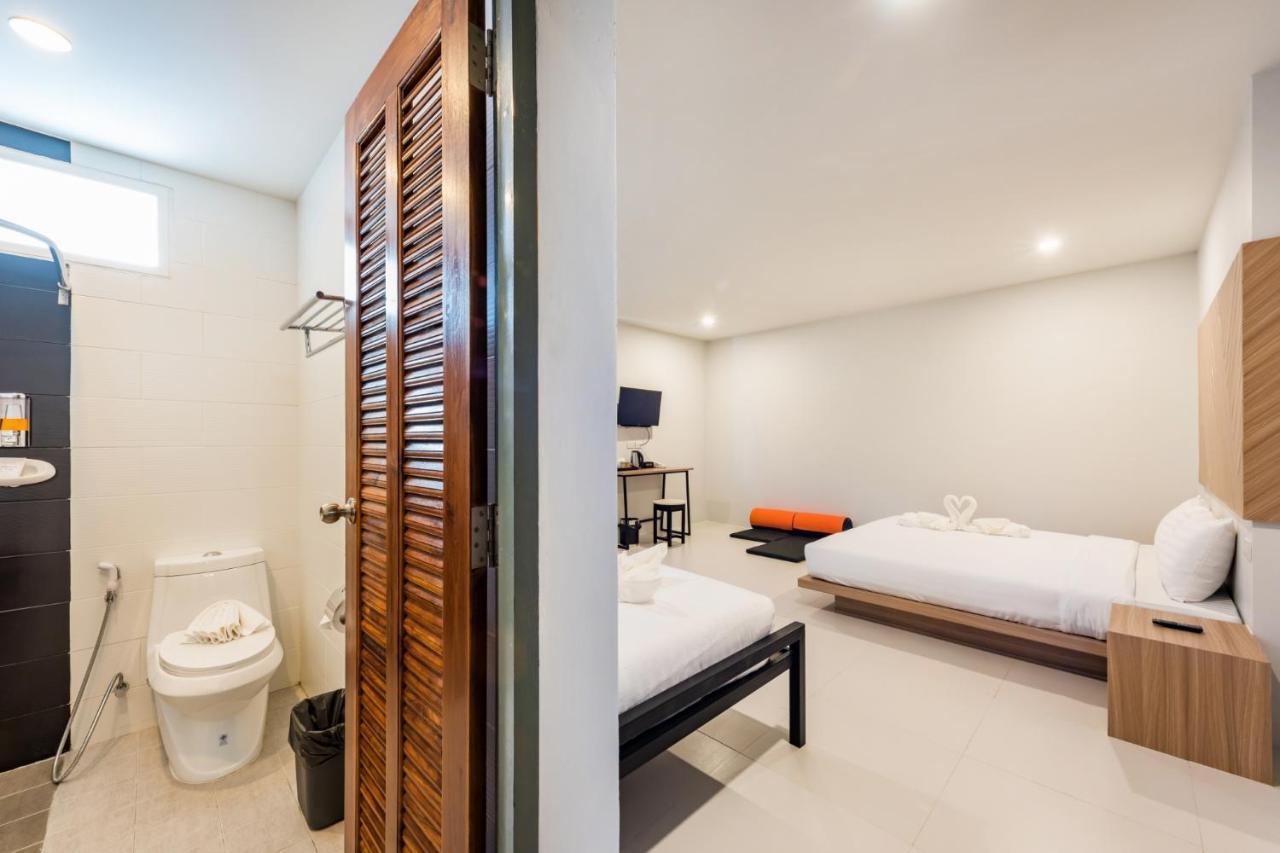 Phuket Marine Poshtel - Sha Plus Чалонг Экстерьер фото